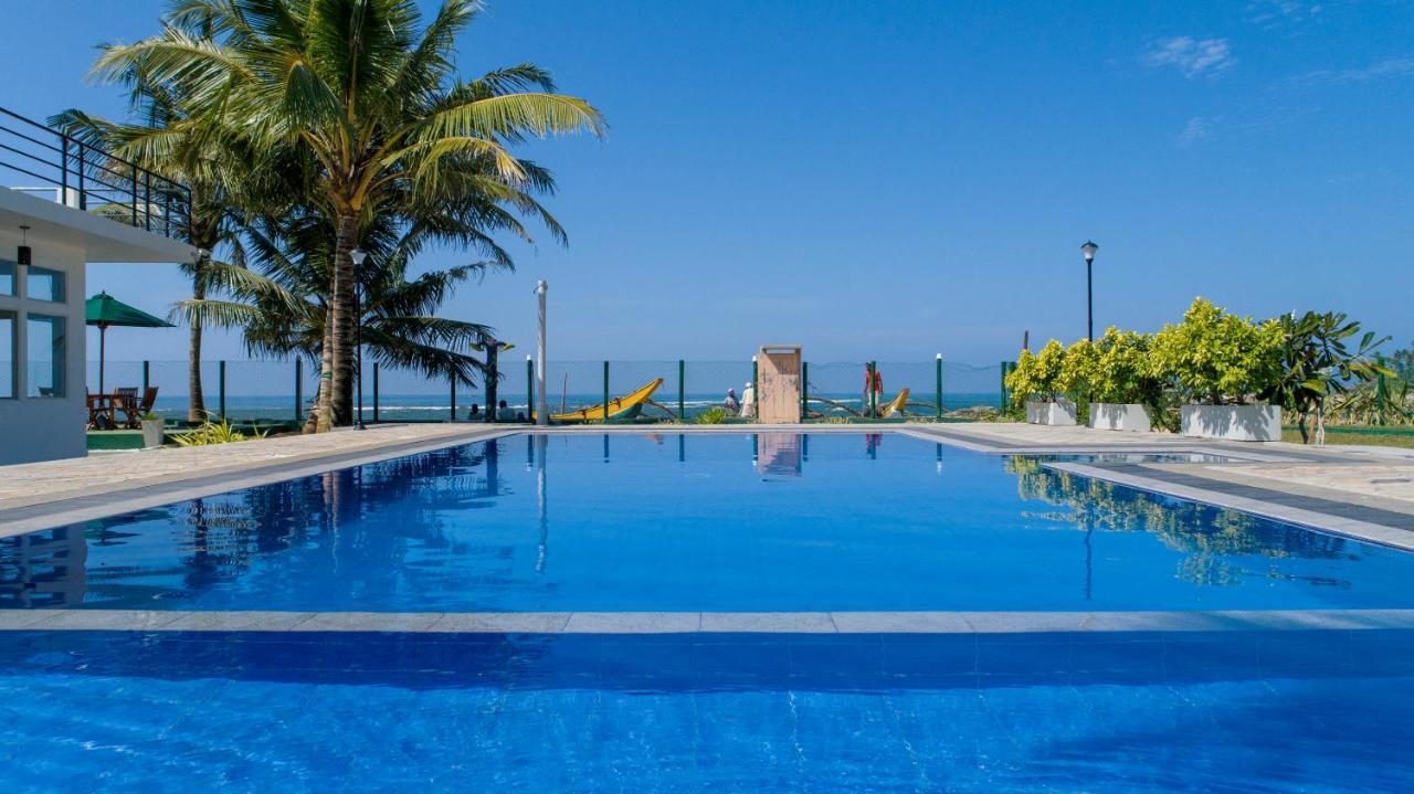 Manara Beach Resort Beruwala Kültér fotó