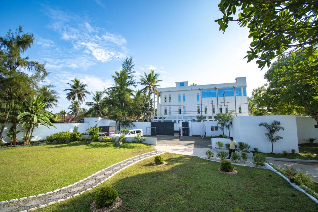 Manara Beach Resort Beruwala Kültér fotó